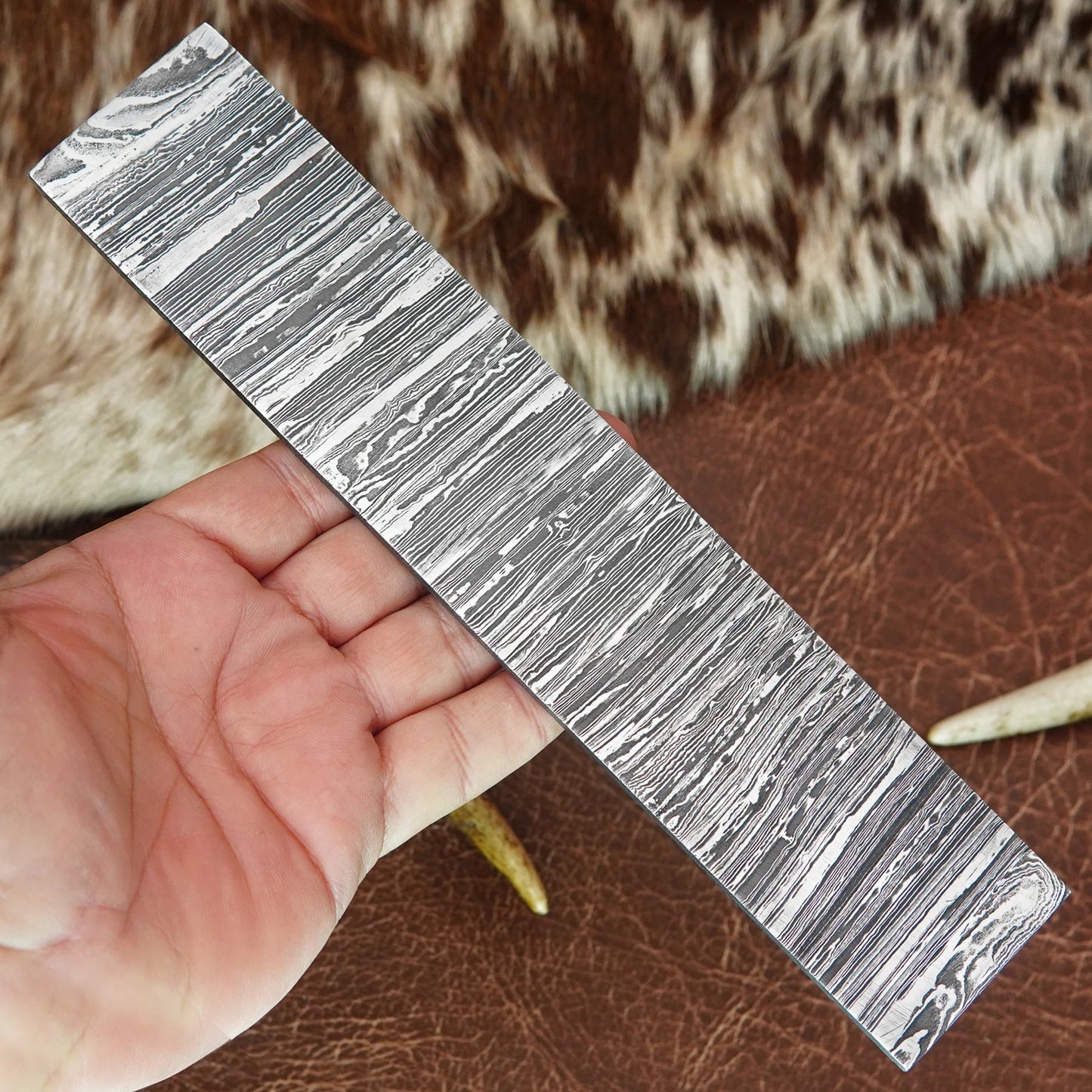 Damascus Steel Billet – Fire‑Twist Pattern | 156 Layer Hand Forged Annealed Knife Making Steel NABT02