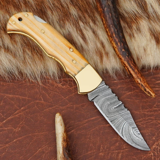 Damascus Steel 4-Piece Pocket Folding Knife Lot with Yellow Pine Wood Handle Brass Bolster Leather Sheath EDC Knife LOT4ILFOL08